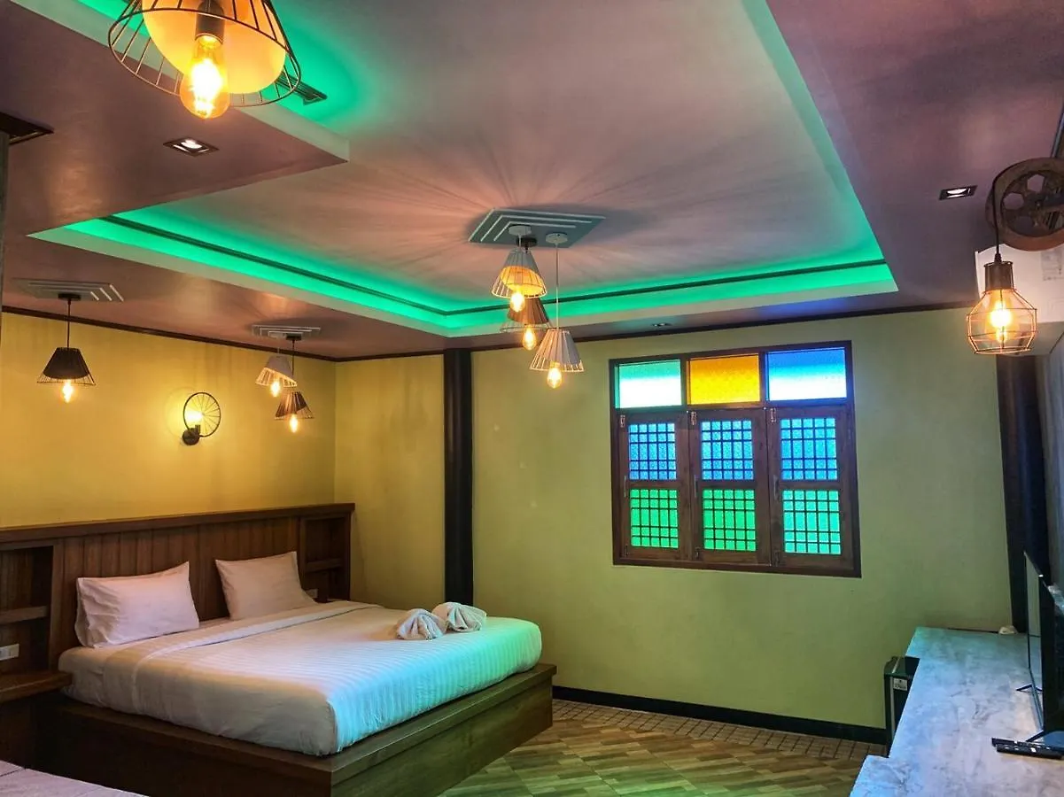 Mangrove House Lanta Old Town 호텔 란타섬 게스트하우스 코란타